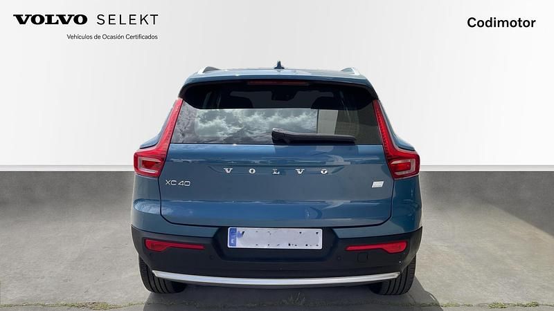 Usado Volvo XC40 Core 211 CV (155 kW) 2023 Otro SUV