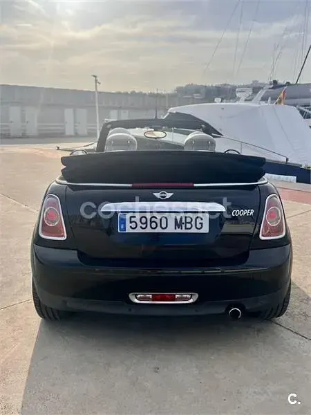 Usado Mini Cooper Cabriolet 122 CV (89 kW) 2012 Negro Descapotable