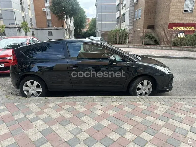 Usado Citroën C4 138 CV (101 kW) 2007 Negro Berlina