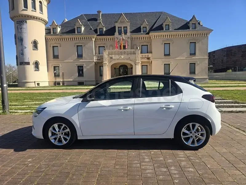 Usado Opel Corsa Edition 101 CV (74 kW) 2020 Blanco Utilitario