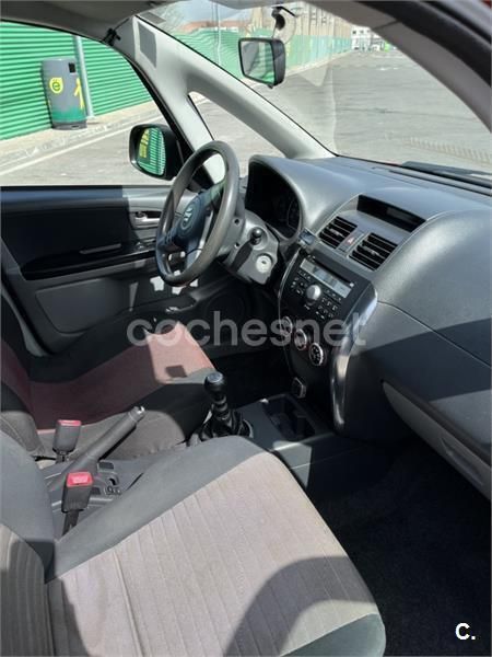 Usado Suzuki SX4 GL 120 CV (88 kW) 2009 Rojo SUV