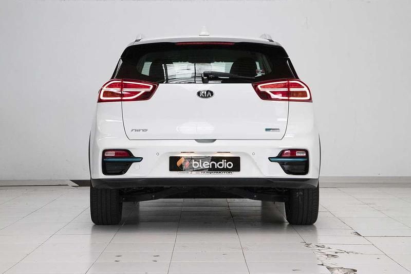 Usado Kia e-Niro 100 kW (137 CV) 2021 Blanco SUV