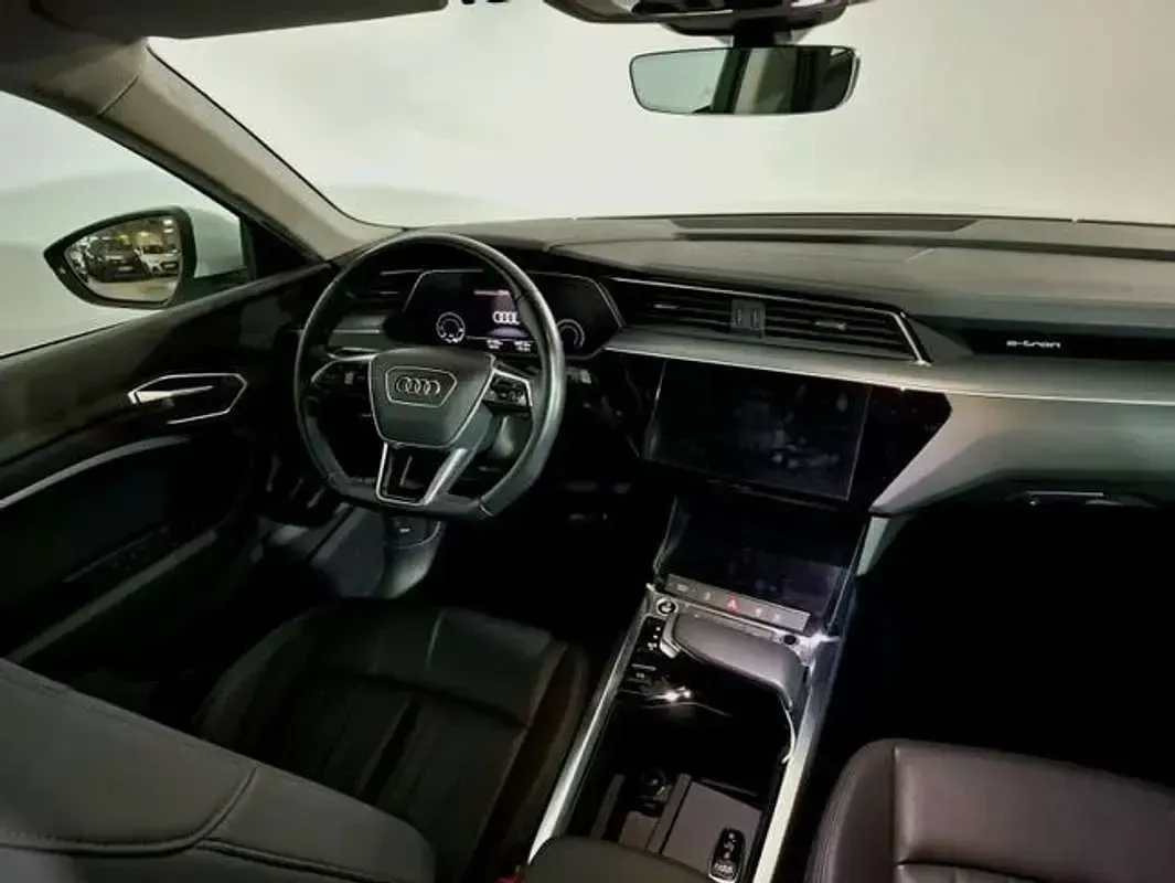 Usado Audi e-tron Sportback 300 kW (408 CV) 2022 Blanco SUV