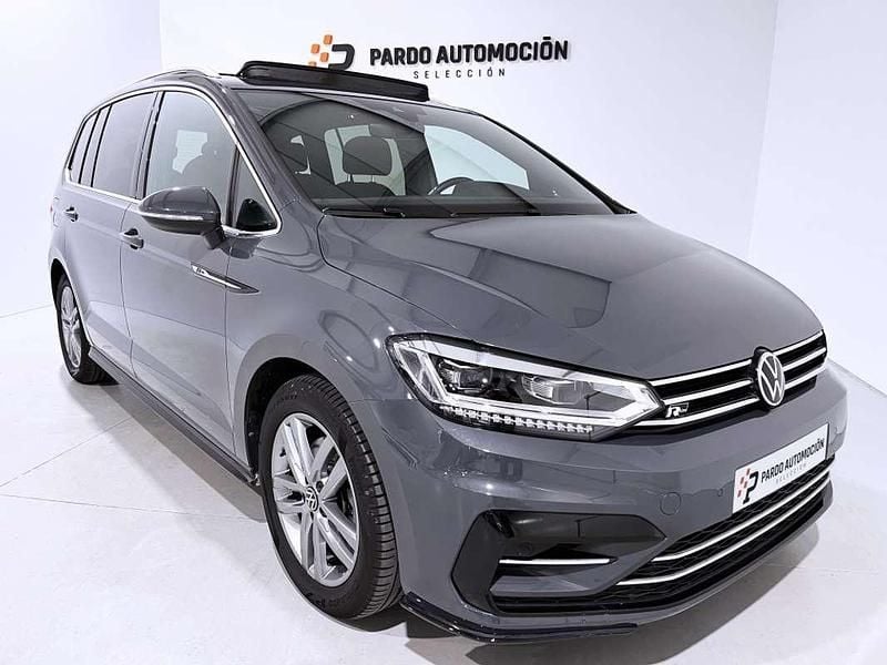 Gris Usado 2021 VW Touran R-line Monovolumen | 27.900 € (Precio justo) - Imagen 1/4