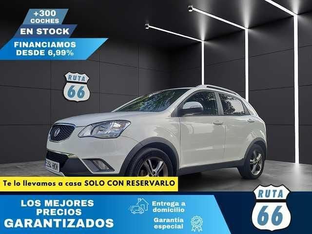 Blanco Usado 2012 Ssangyong Korando SUV | 7990 € (Un poco caro) - Imagen 1/4