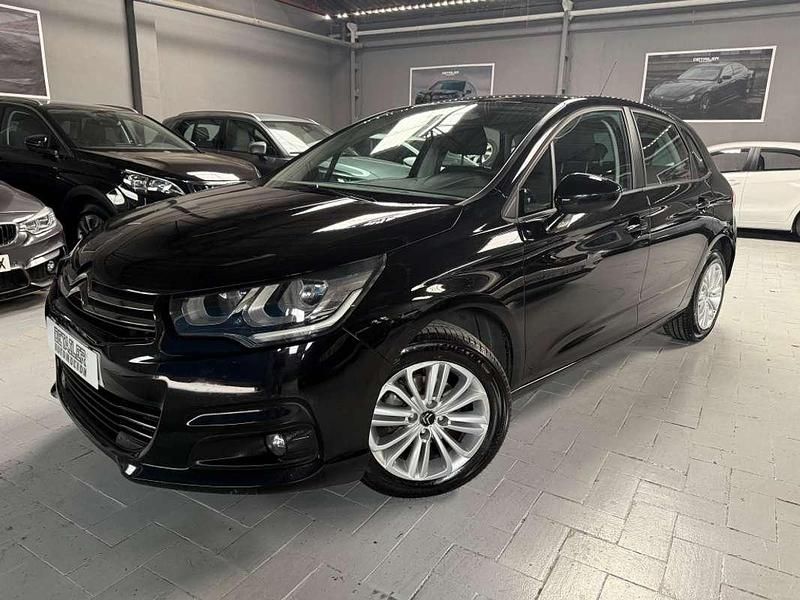 Usado Citroën C4 Live 110 CV (80 kW) 2016 Negro Utilitario