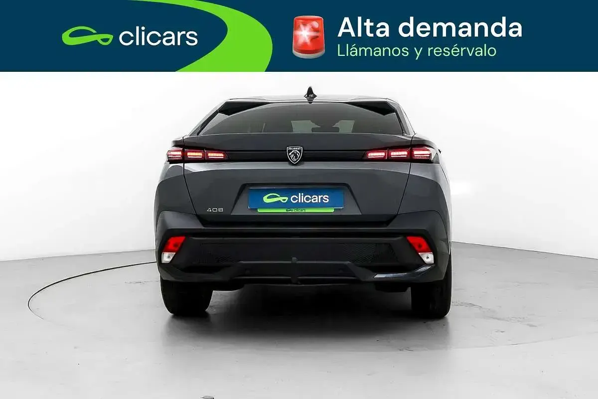 Usado Peugeot 408 Allure 136 CV (100 kW) 2025 Gris SUV