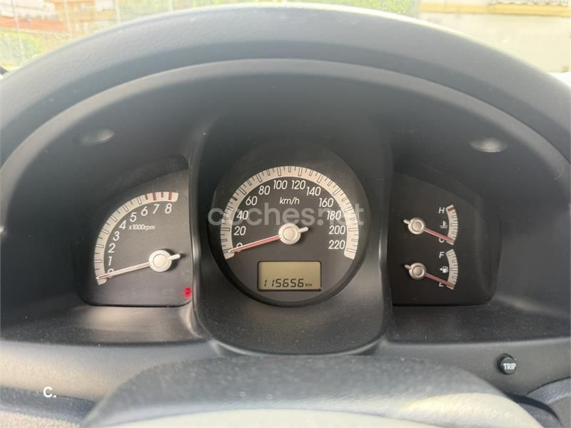 Gris / plata Usado 2008 Kia Sportage LX SUV | 6000 € (Precio justo) - Imagen 1/4