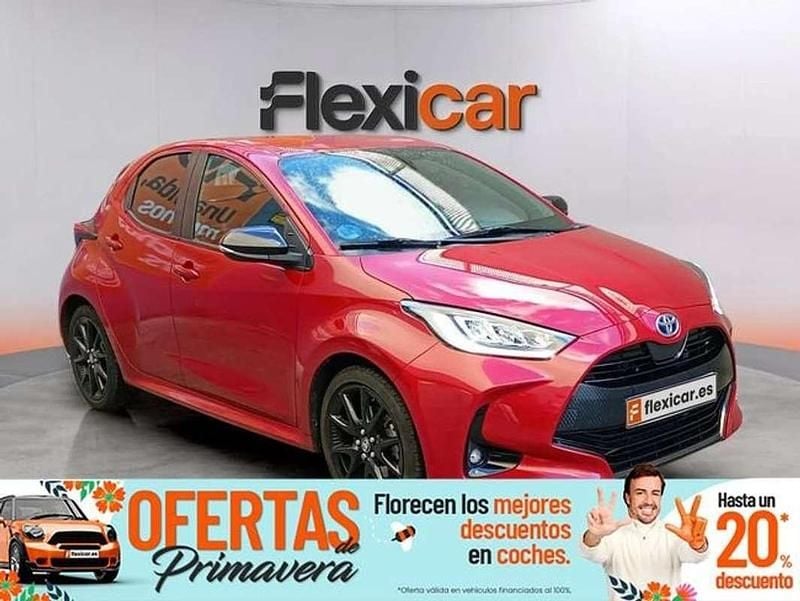 Usado Toyota Yaris Hybrid Style 116 CV (85 kW) 2022 Utilitario
