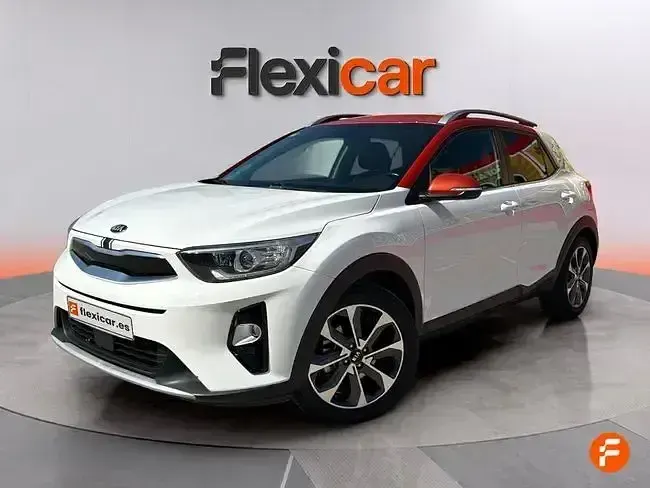 Usado Kia Stonic 120 CV (88 kW) 2018 Blanco SUV