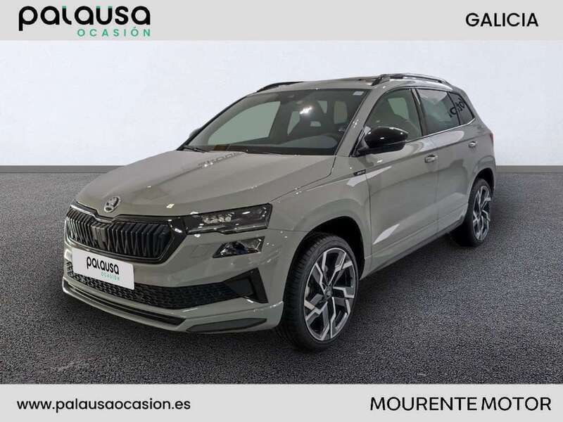 Gris Usado 2025 Skoda Karoq SportLine SUV | 34.200 € - Imagen 1/4
