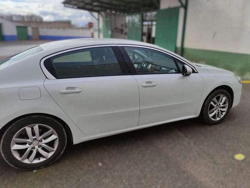 Usado Peugeot 508 Active 111 CV (81 kW) 2012 Blanco Berlina