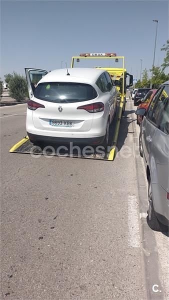 Blanco Usado 2017 Renault Scénic IV Edition One Monovolumen | 8000 € (Super precio) - Imagen 1/4