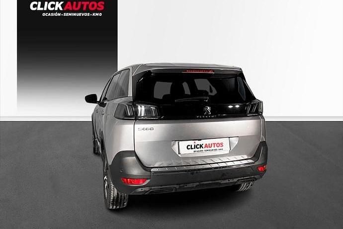 Usado Peugeot 5008 Allure 130 CV (95 kW) 2022 Monovolumen