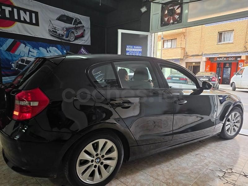 Usado BMW 116 115 CV (84 kW) 2007 Negro Utilitario