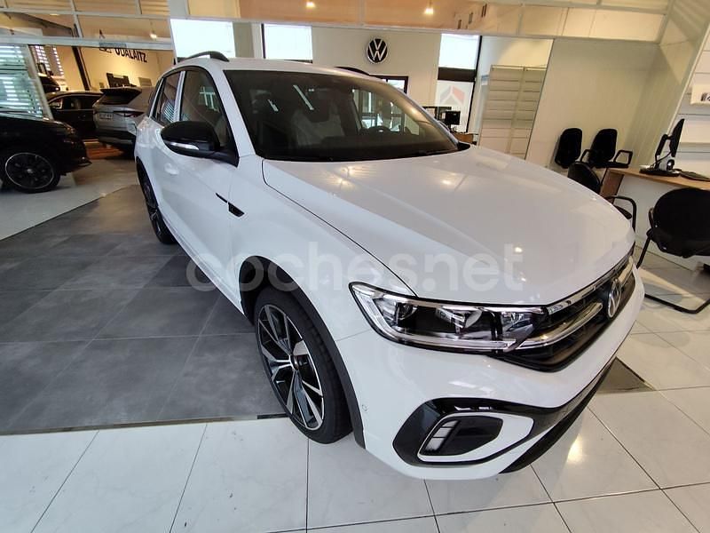 Blanco Nuevo 2025 VW T-Roc R-line SUV | 33.900 € (Caro) - Imagen 1/4