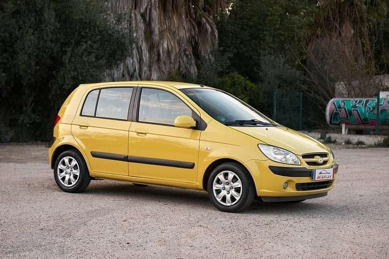 Używany Hyundai Getz 66 KM (48 kW) 2006 Żółty Hatchback
