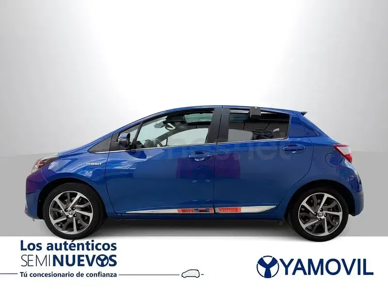 Usado Toyota Yaris Hybrid Advance 100 CV (73 kW) 2018 Azul Berlina