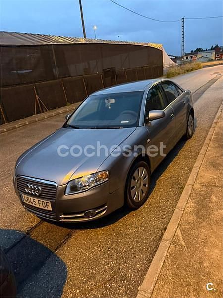 Gris / plata Usado 2007 Audi A4 Berlina | 3300 € (Super precio) - Imagen 1/4