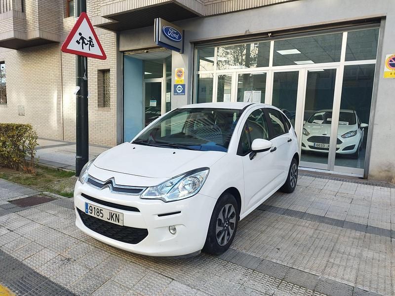 Usado Citroën C3 Live 68 CV (50 kW) 2015 Blanco Utilitario