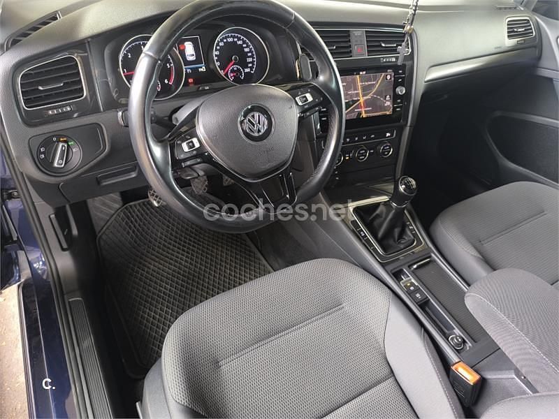 Azul Usado 2019 VW Golf VII Advance Familiar | 13.899 € (Super precio) - Imagen 1/4