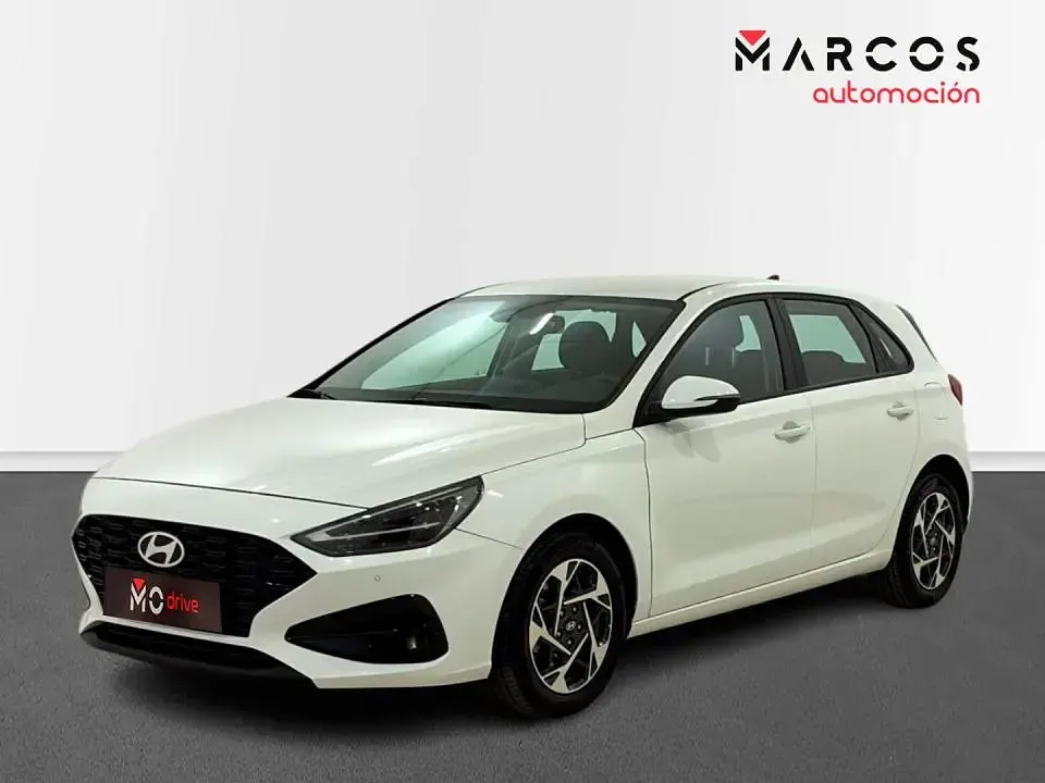 Usado Hyundai i30 100 CV (73 kW) 2024