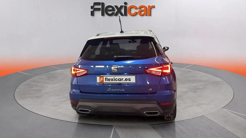 Używany Seat Arona FR 110 KM (80 kW) 2022 Niebieski SUV