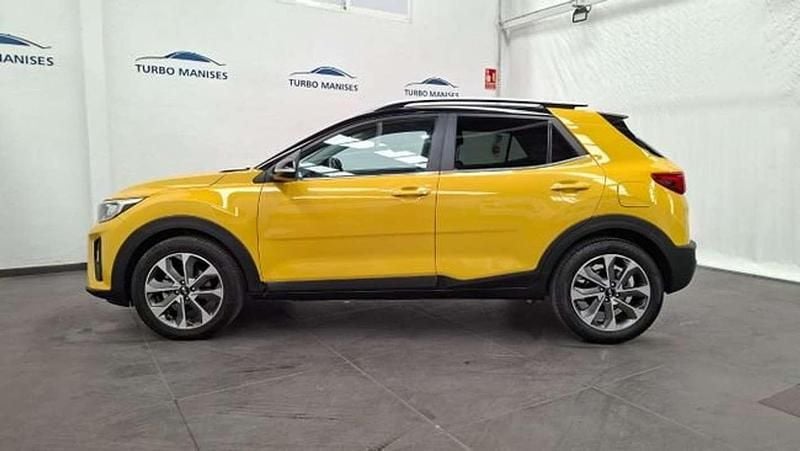 Usado Kia Stonic 101 CV (74 kW) 2019 Amarillo SUV