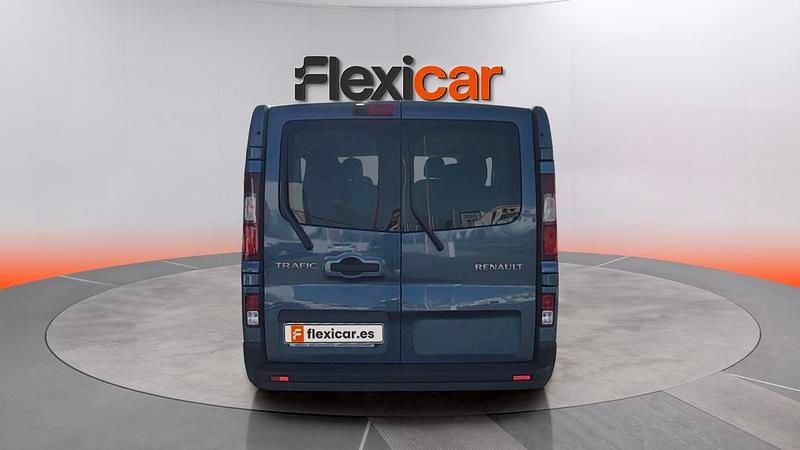 Usado Renault Trafic 120 CV (88 kW) 2018 Azul Monovolumen