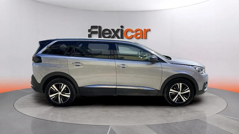 Usado Peugeot 5008 Active 131 CV (96 kW) 2020 Gris SUV