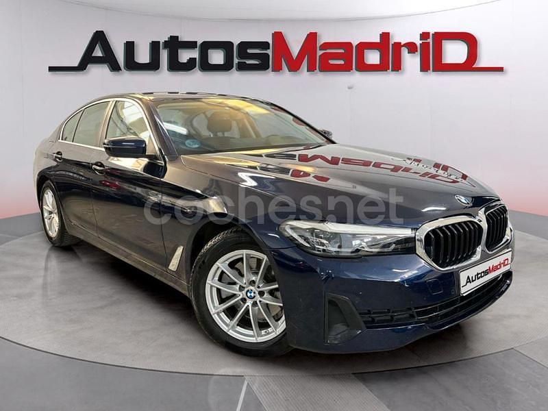 Azul Usado 2022 BMW 520 Berlina | 33.490 € (Un poco caro) - Imagen 1/4