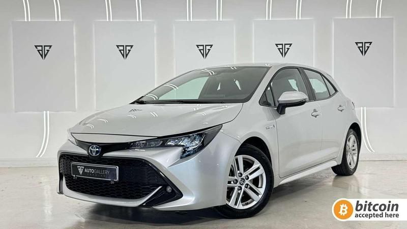 Plateado Usado 2021 Toyota Corolla Active Utilitario | 19.900 € (Precio justo) - Imagen 1/4