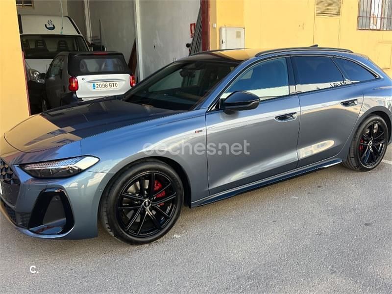 Usado Audi A5 204 CV (150 kW) 2025 Azul Familiar