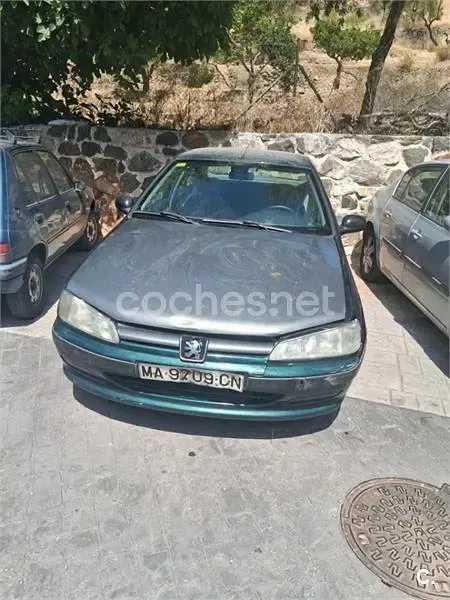 Usado Peugeot 406 90 CV (66 kW) 1998 Verde Berlina