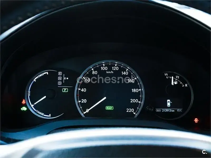 Usado Lexus CT200h 136 CV (100 kW) 2013 Blanco Berlina