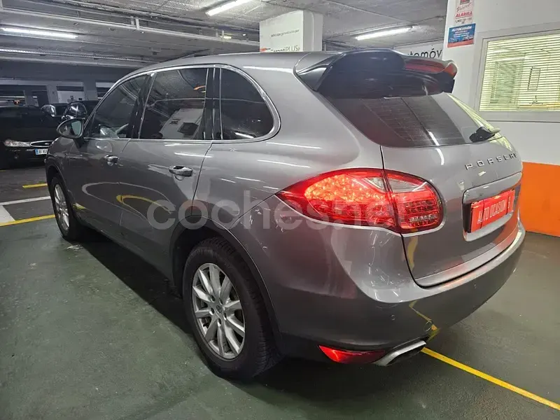 Usado Porsche Cayenne 382 CV (280 kW) 2013 Marrón SUV