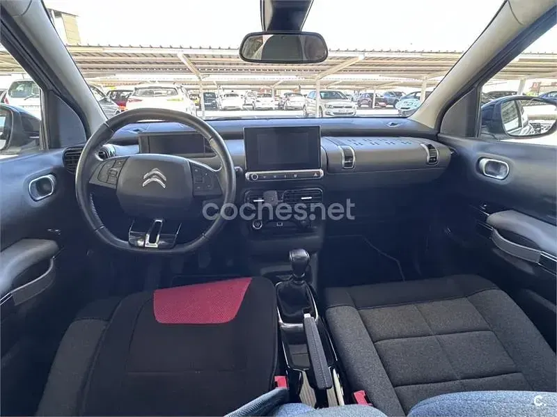 Usado Citroën C4 Cactus Shine 102 CV (75 kW) 2020 Blanco Utilitario