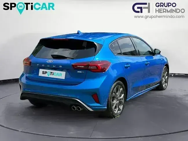 Usado Ford Focus ST-Line 125 CV (91 kW) 2022 Azul Berlina
