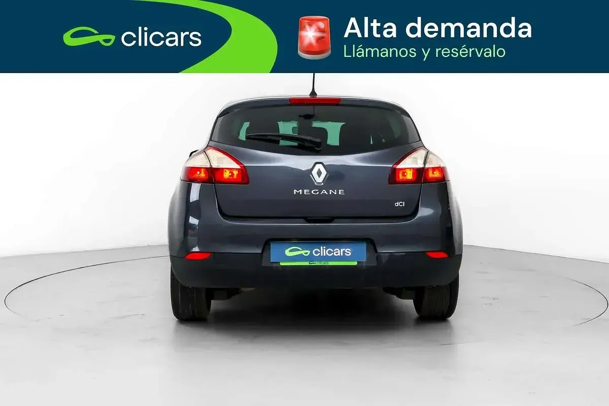 Usado Renault Mégane LIMITED 110 CV (80 kW) 2015 Negro Utilitario