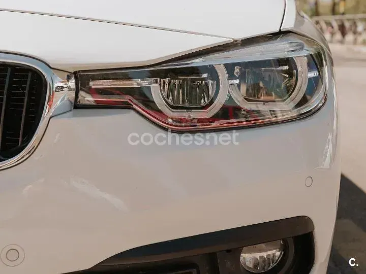Usado BMW 318 150 CV (110 kW) 2017 Blanco Berlina