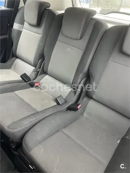 Usado Renault Scenic E-Tech 95 CV (69 kW) 2015 Granate Monovolumen