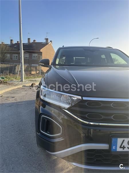 Usado VW T-Roc Business 115 CV (84 kW) 2025 Negro SUV