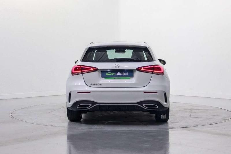 Usado Mercedes A250 160 CV (117 kW) 2022 Blanco Berlina