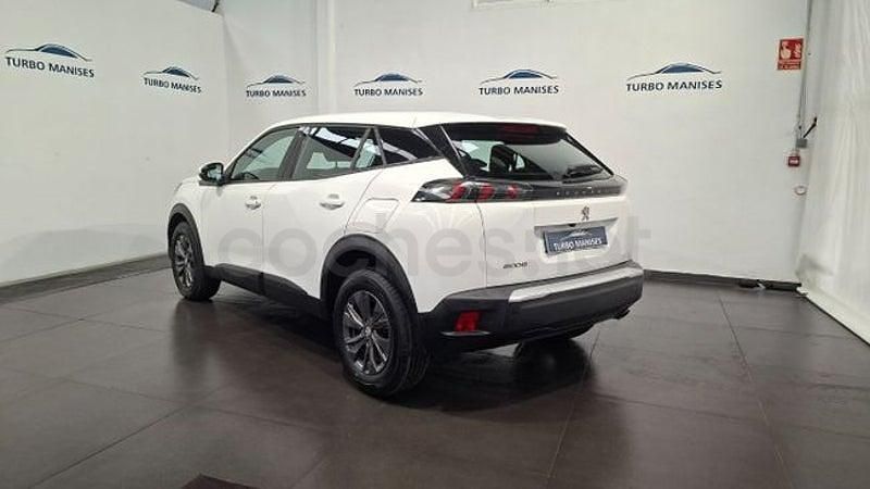 Usado Peugeot 2008 Active 110 CV (80 kW) 2021 Blanco SUV