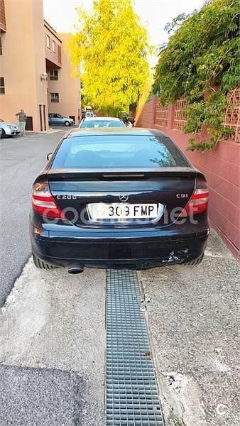 Usado Mercedes C200 Sport Edition 122 CV (89 kW) 2007 Negro Berlina