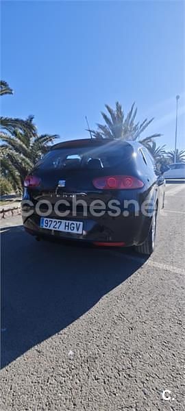 Usado Seat Leon Copa 90 CV (66 kW) 2011 Negro Berlina