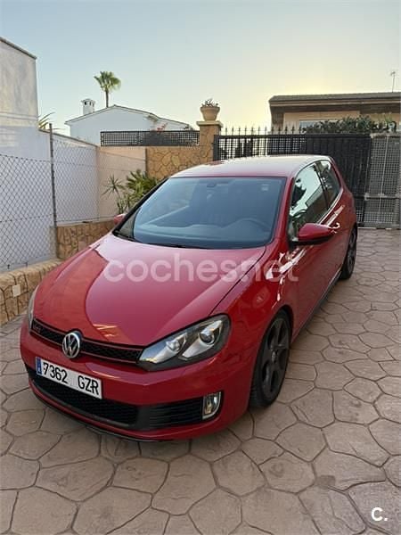 Rojo Usado 2010 VW Golf VI GTI Berlina | 13.000 € (Precio justo) - Imagen 1/4
