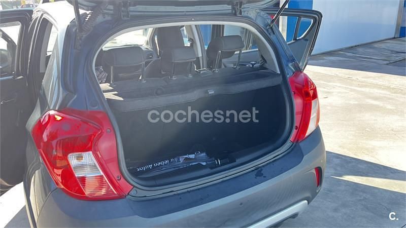 Usado Opel Karl Rocks 73 CV (53 kW) 2019 Gris / plata Utilitario