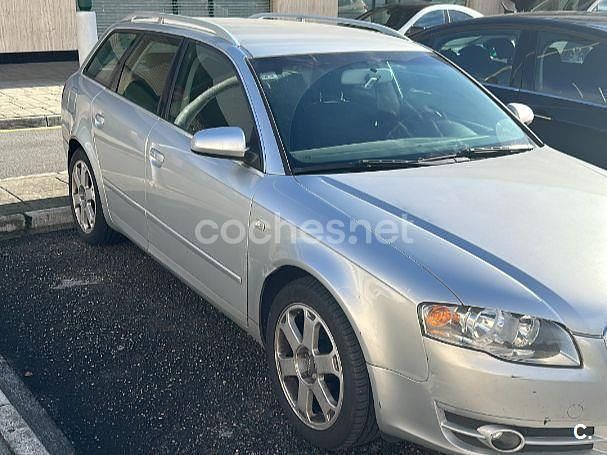 Usado Audi A4 140 CV (102 kW) 2007 Gris / plata Familiar