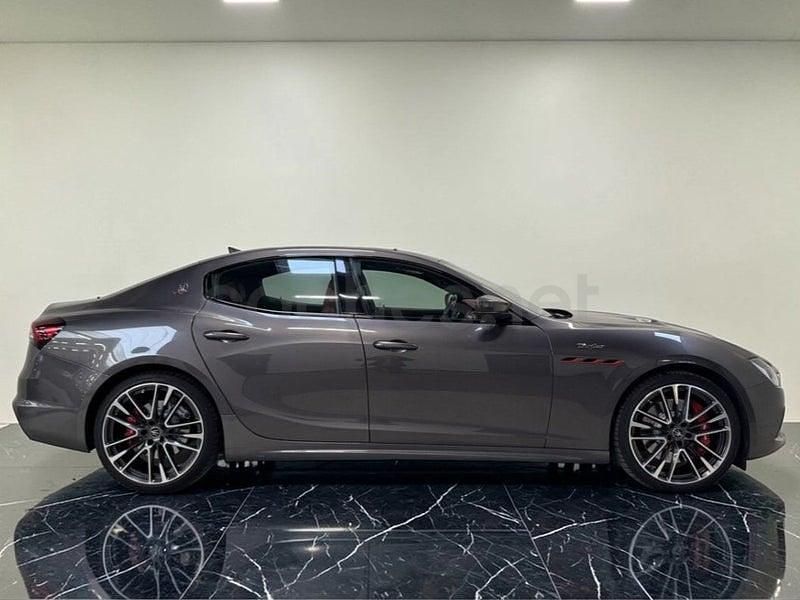 Usado Maserati Ghibli 581 CV (427 kW) 2021 Gris Berlina